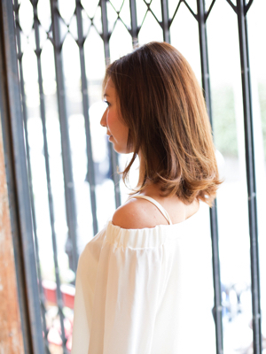ヘアスタイル「伸ばしかけボブ」の側面画像