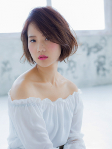 人気の美容室・美容院「ソラコ（SORACO）」、「ブレンドロシェル（Blend Roshelle）」を経営するサロングループ「株式会社PEAK－HUNT（ピークハント）」のヘアスタイル「小顔！ナチュラルボブ」
