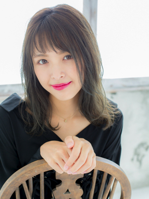人気の美容室・美容院「ソラコ（SORACO）」、「ブレンドロシェル（Blend Roshelle）」を経営するサロングループ「株式会社PEAK－HUNT（ピークハント）」のヘアスタイル「おしゃかわセミディ☆」